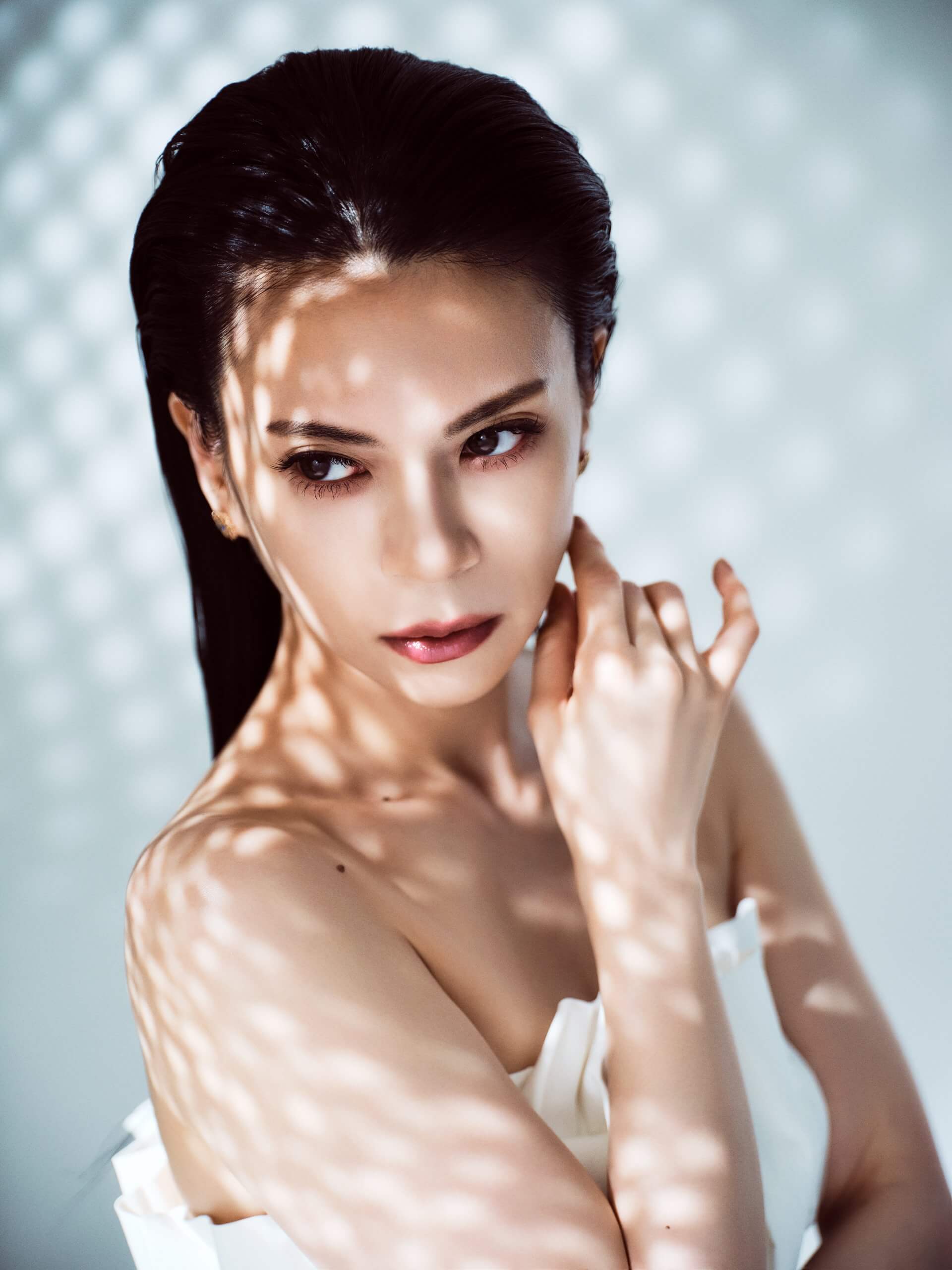 小柳ゆき【特典：サイン付きアクリルプレート & 7/24（木）オンラインサイン会】2025/8/8発売「Orchestra」